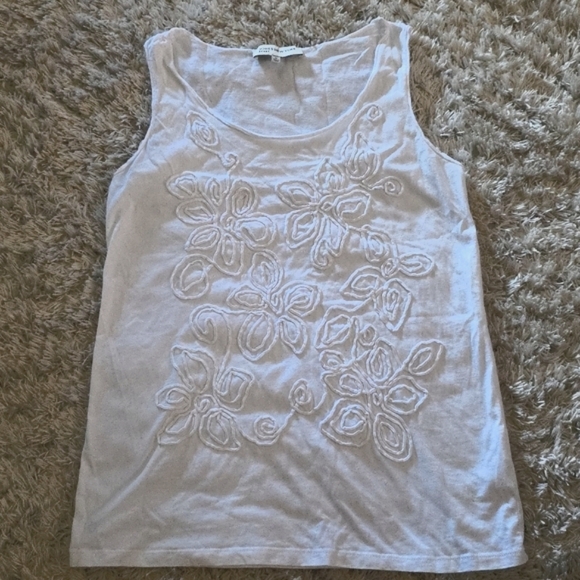 Jones New York White Sleeveless Top with application - Picture 1 of 4
